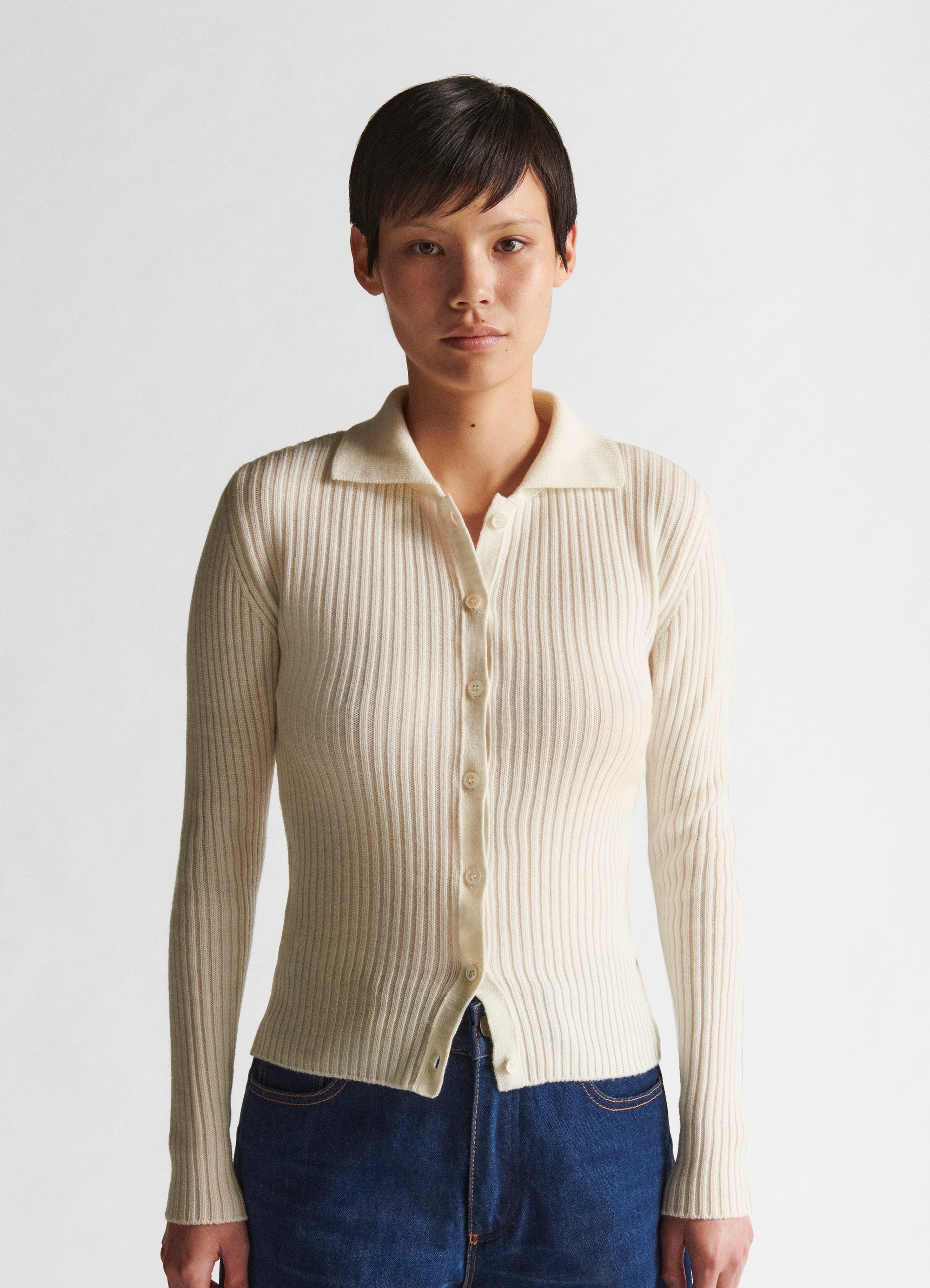 Ena Ribbed Slim Collar Cardigan in Mid Grey – &Daughter